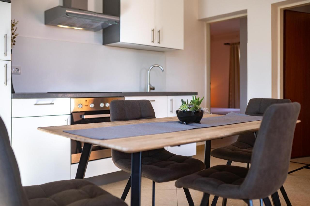 Apartmani Milena Barbat na Rabu Экстерьер фото