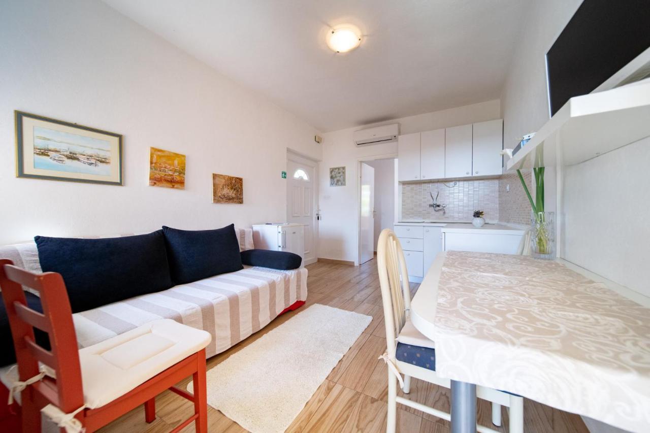 Apartmani Milena Barbat na Rabu Экстерьер фото