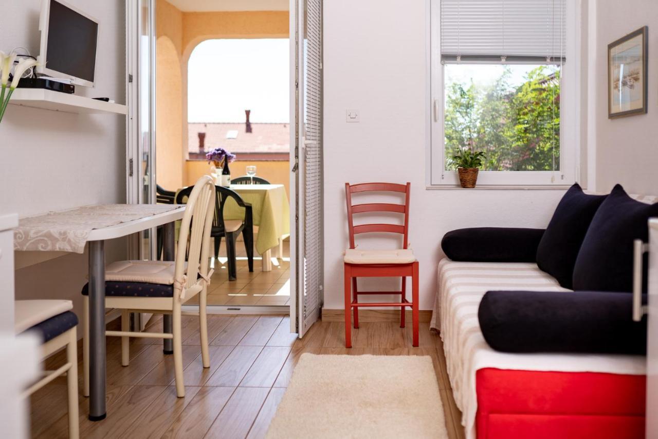 Apartmani Milena Barbat na Rabu Экстерьер фото